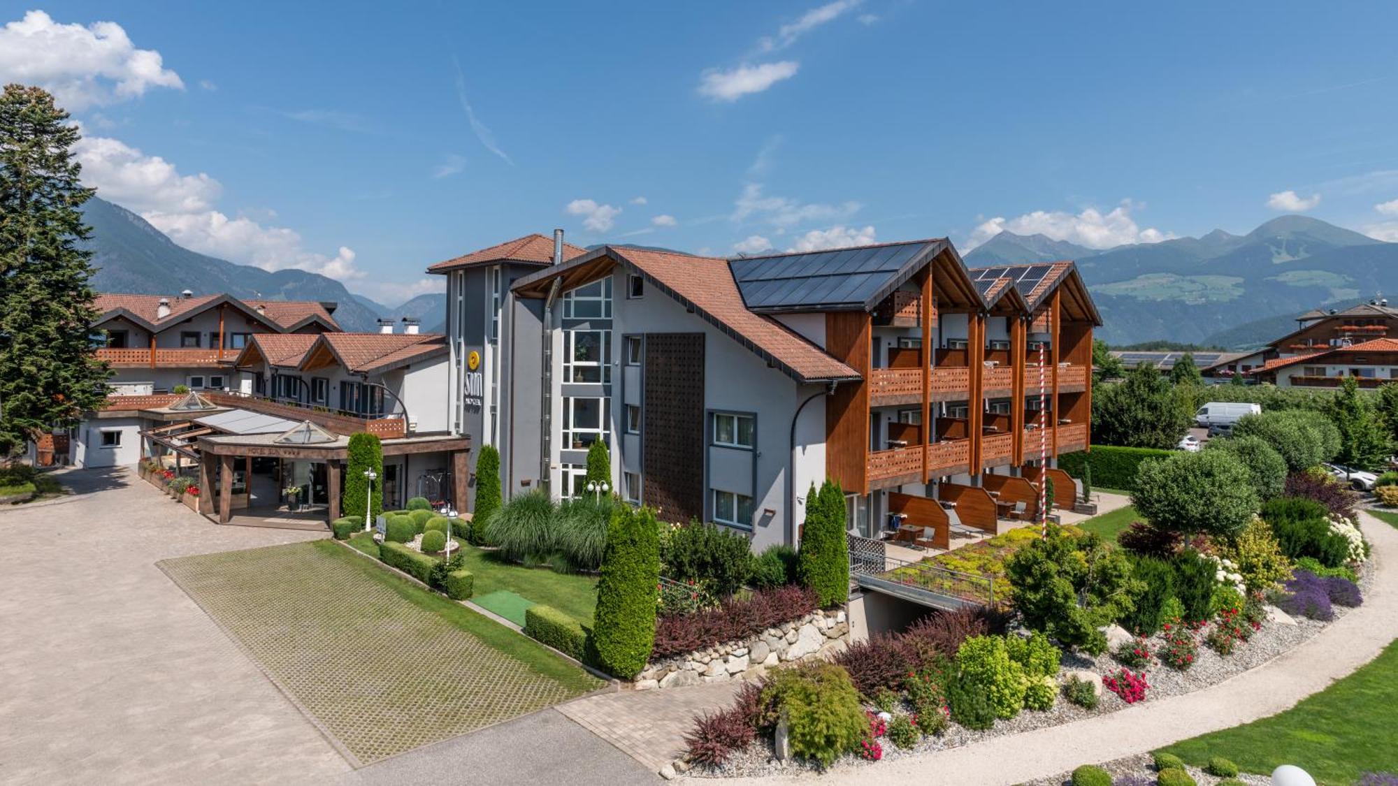 Hotel Sun Natz-Schabs Buitenkant foto